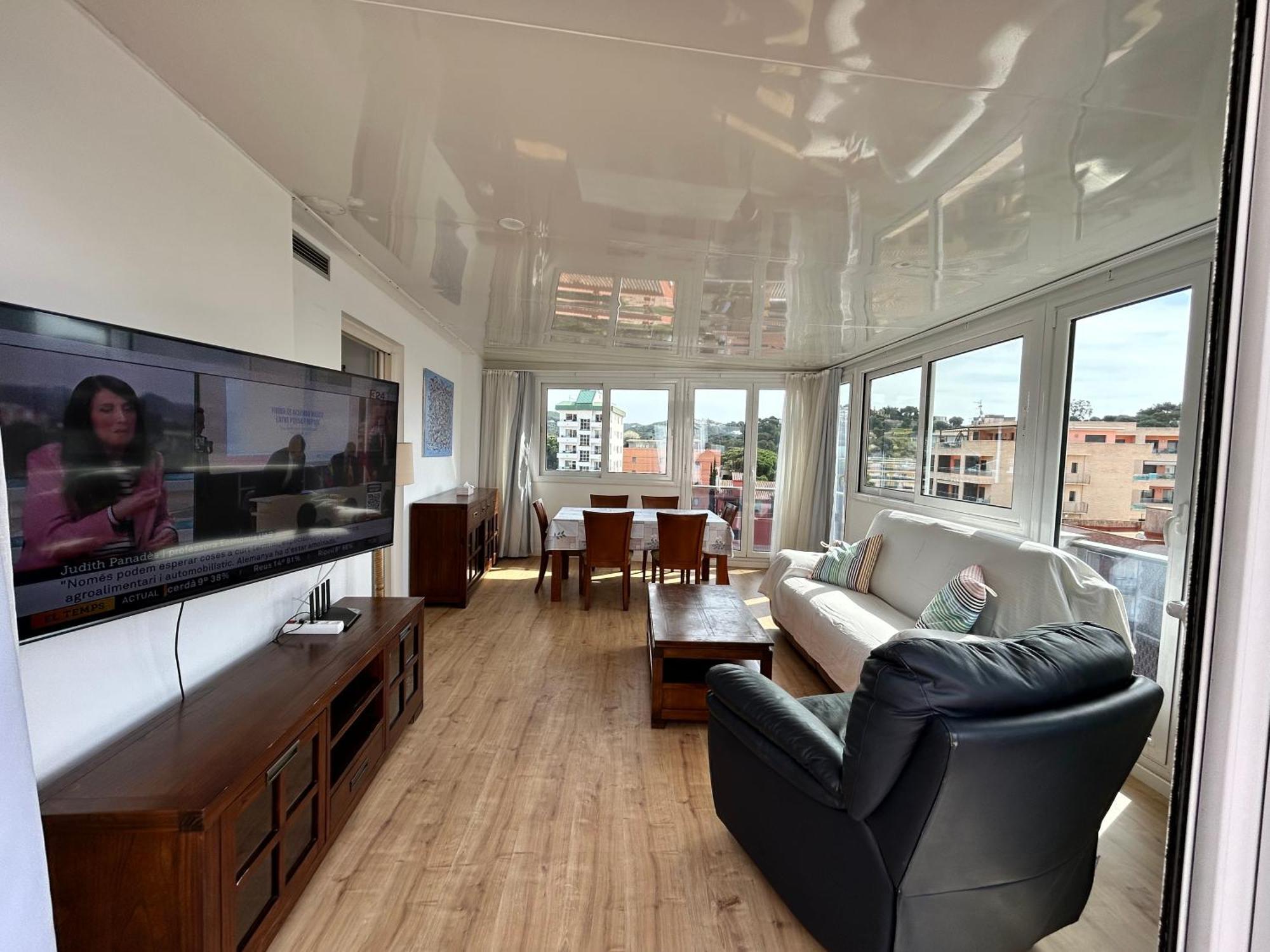 Apartaments Superiors Mtb Only Couples Lloret de Mar Exterior foto